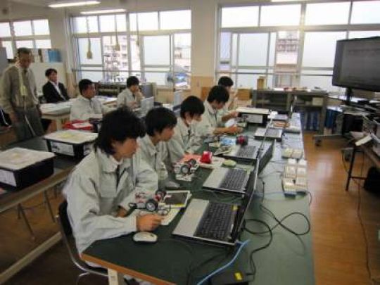 洛陽工業高等学校