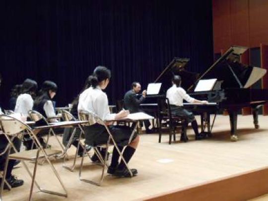 京都堀川音楽高等学校