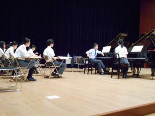 京都堀川音楽高等学校