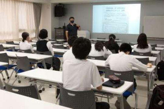 京都奏和高等学校（定時制）