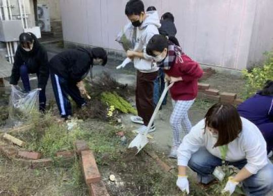 銅駝美術工芸高等学校