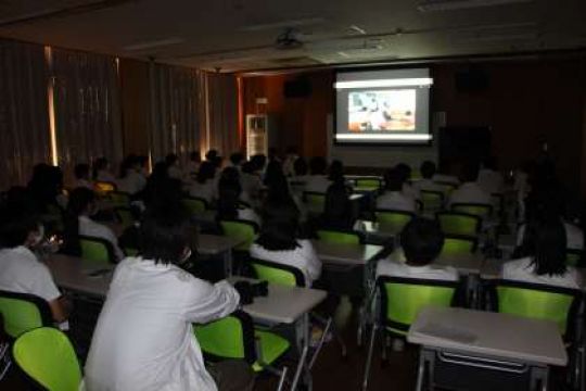 日吉ケ丘高等学校