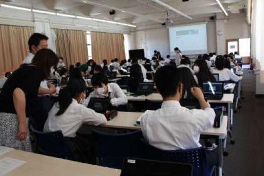 日吉ケ丘高等学校