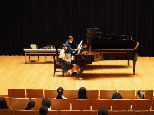 京都堀川音楽高等学校