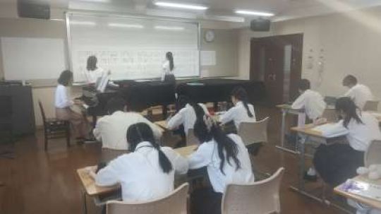 京都堀川音楽高等学校