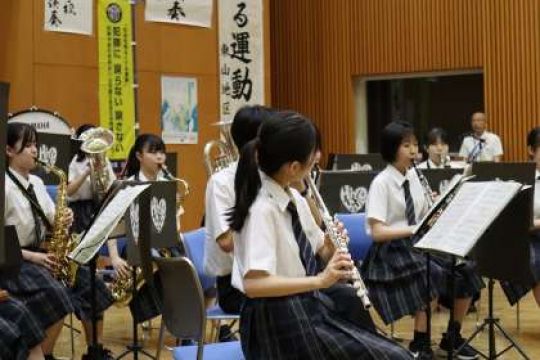 日吉ケ丘高等学校