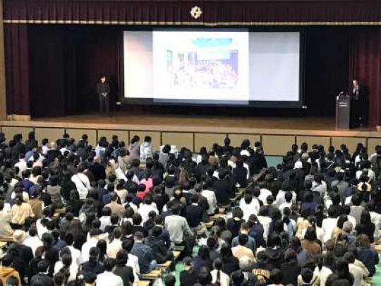 堀川高等学校